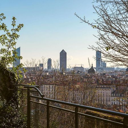 Beau Duplex Avec Jardin Et Vue Apartment Lyon Luaran gambar