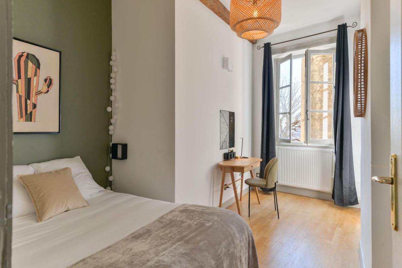 Beau Duplex Avec Jardin Et Vue Apartment Lyon Luaran gambar