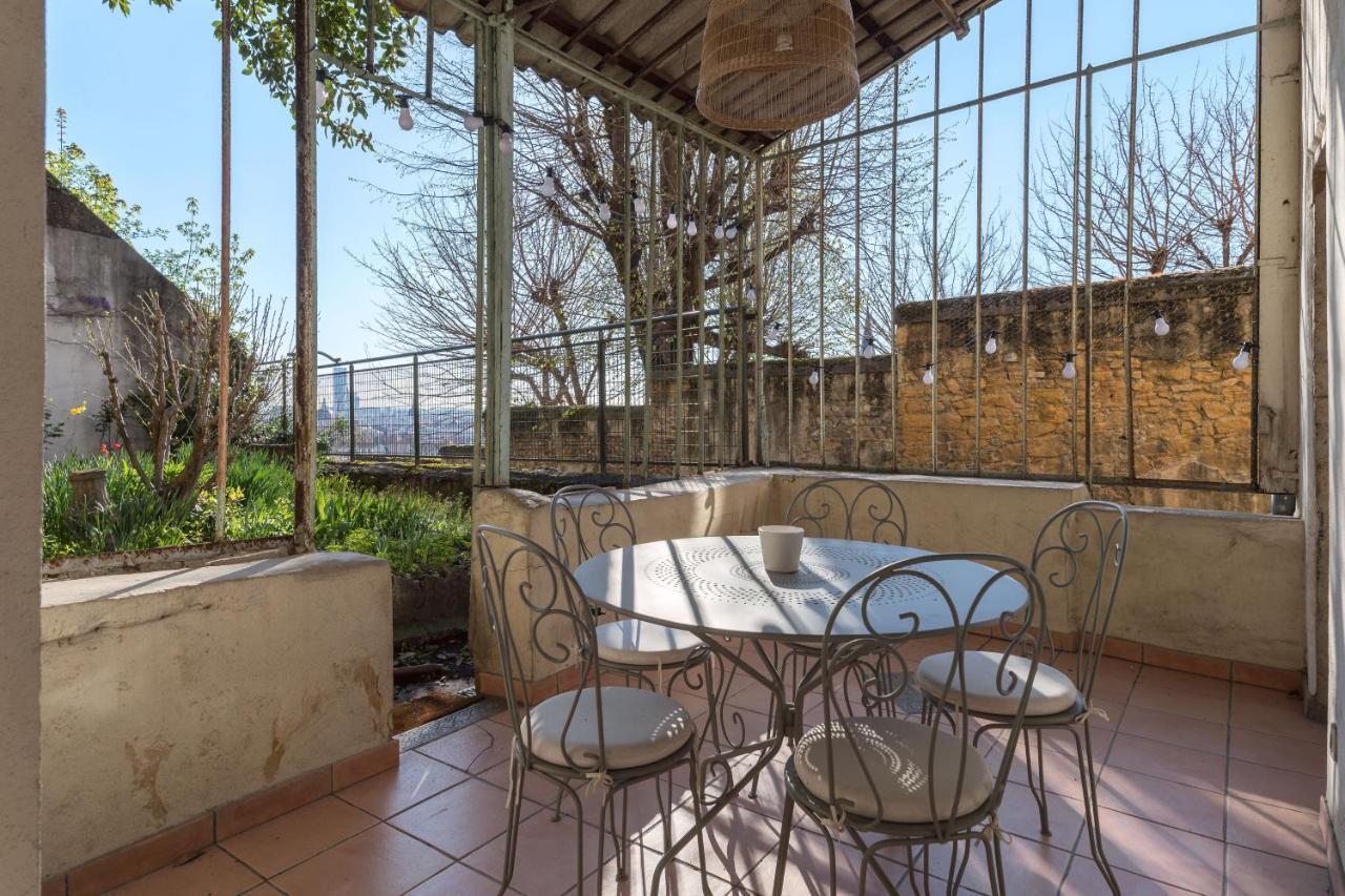 Beau Duplex Avec Jardin Et Vue Apartment Lyon Luaran gambar
