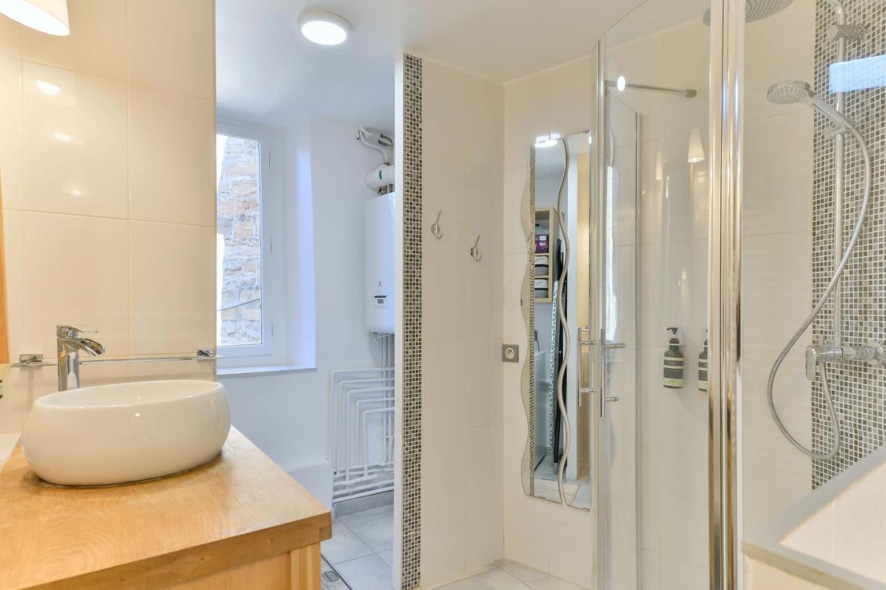 Beau Duplex Avec Jardin Et Vue Apartment Lyon Luaran gambar